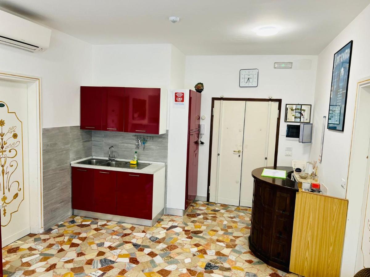 Le Maschere Mestre Extérieur photo
